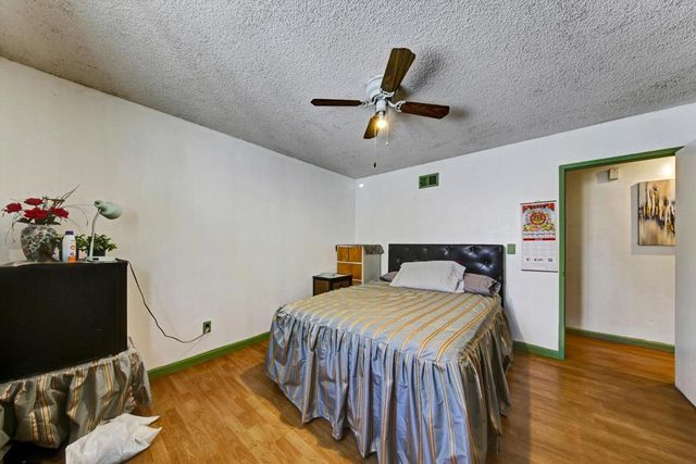 135 Woodlawn Avenue, Chula Vista, CA 91910