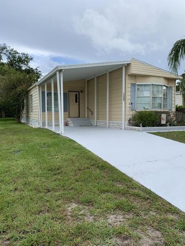125 E Caribbean, Port St. Lucie, FL 34952