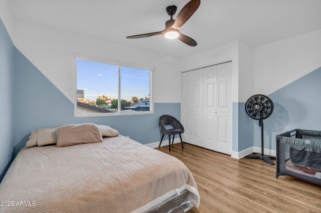 909 W OBISPO Avenue, Mesa, AZ 85210