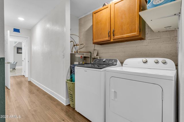 909 W OBISPO Avenue, Mesa, AZ 85210