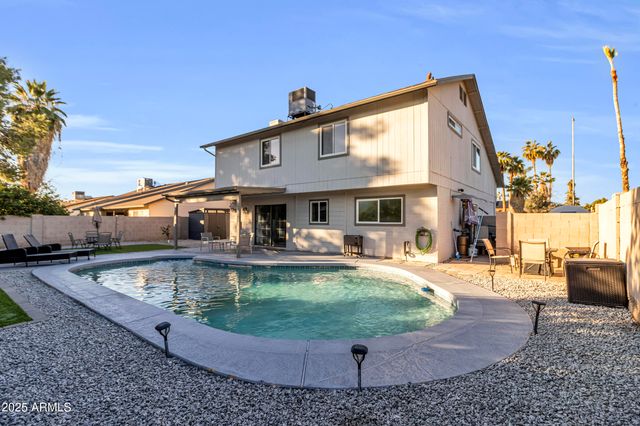 909 W OBISPO Avenue, Mesa, AZ 85210