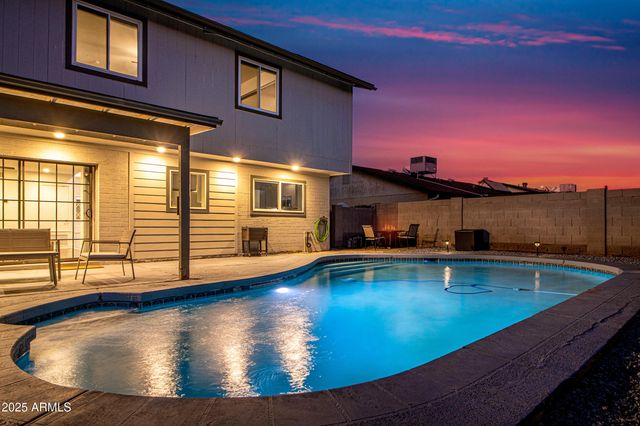 909 W OBISPO Avenue, Mesa, AZ 85210