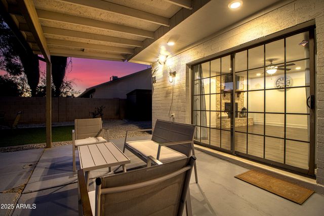 909 W OBISPO Avenue, Mesa, AZ 85210