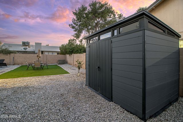 909 W OBISPO Avenue, Mesa, AZ 85210