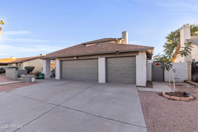 909 W OBISPO Avenue, Mesa, AZ 85210