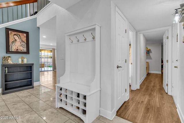 909 W OBISPO Avenue, Mesa, AZ 85210