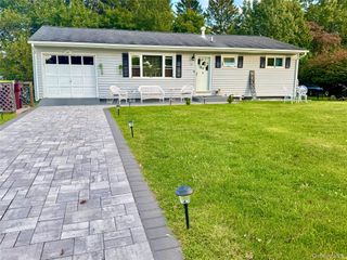 13 Keystone Park, Middletown, NY 10940