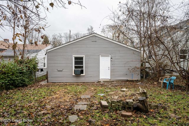 4214 Hazelwood Ave, Louisville, KY 40215