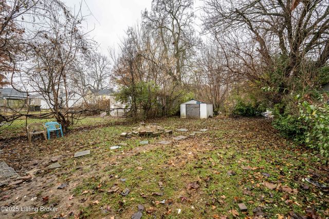 4214 Hazelwood Ave, Louisville, KY 40215