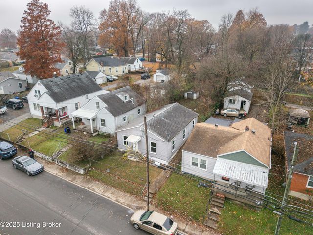 4214 Hazelwood Ave, Louisville, KY 40215