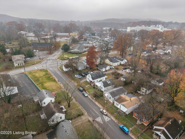 4214 Hazelwood Ave, Louisville, KY 40215