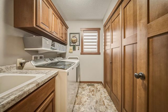 329 Rutledge Street, Chippewa Falls, WI 54729