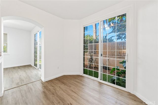 5142 Warner 112, Huntington Beach, CA 92649