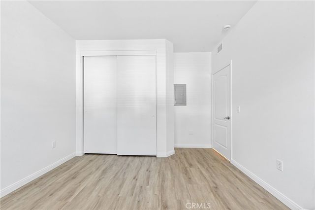 5142 Warner 112, Huntington Beach, CA 92649