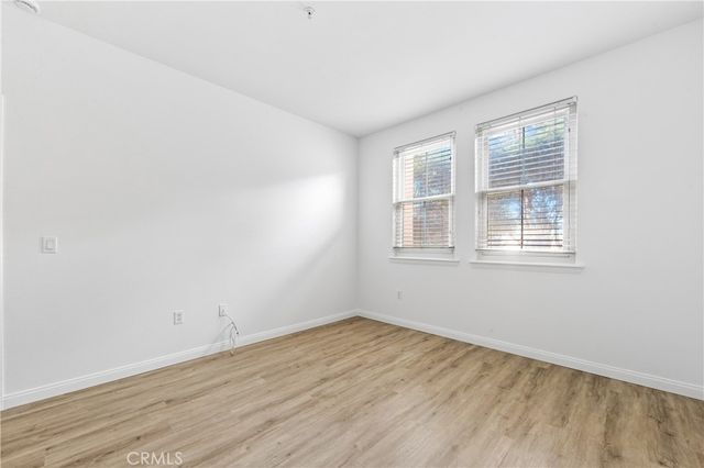 5142 Warner 112, Huntington Beach, CA 92649