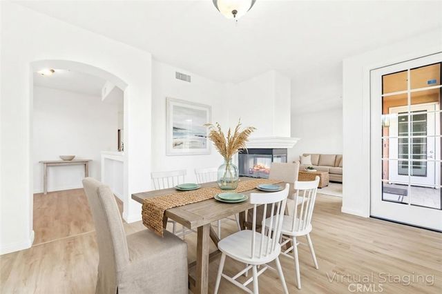 5142 Warner 112, Huntington Beach, CA 92649