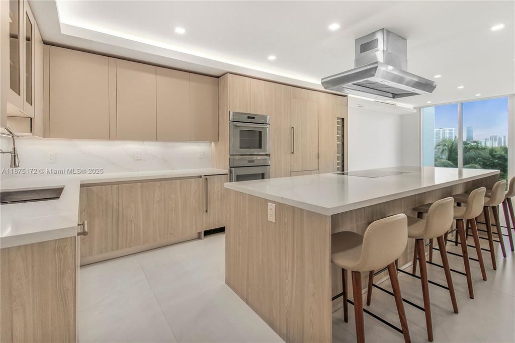 3301 NE 183rd St 503, Aventura, FL 33160
