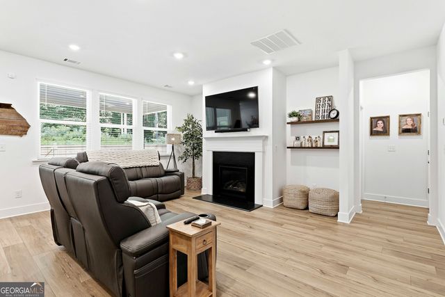 72 Mayhaw Point, Sharpsburg, GA 30277