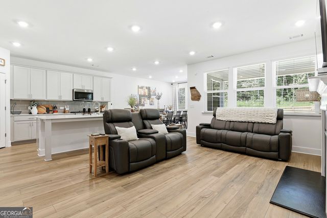 72 Mayhaw Point, Sharpsburg, GA 30277