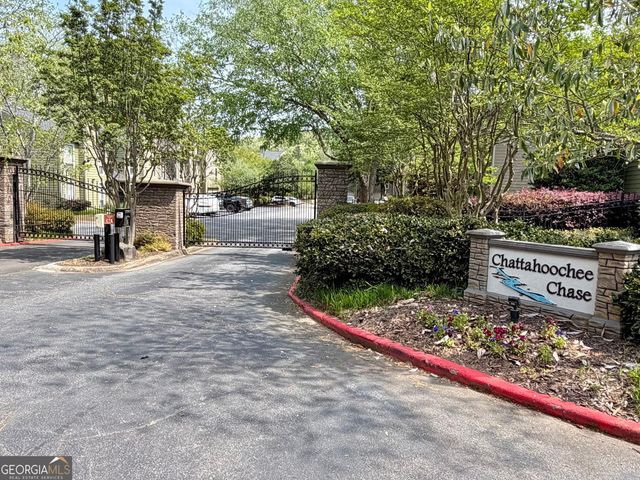 1148 Riverbend Club Drive SE, Atlanta, GA 30339