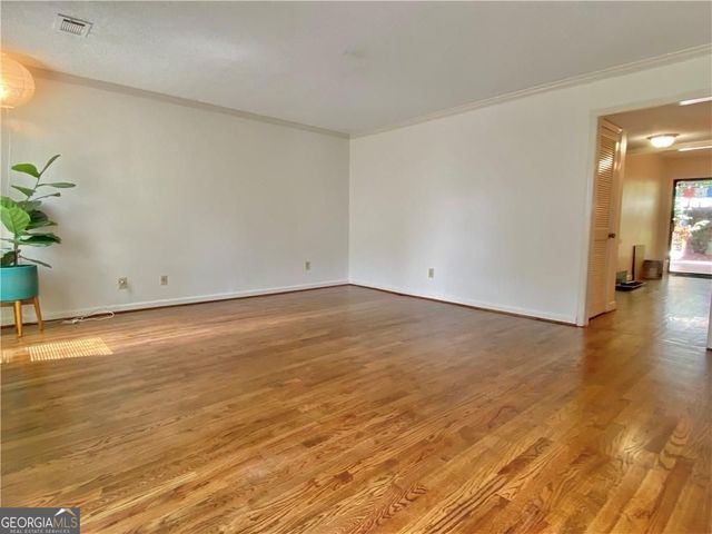 1148 Riverbend Club Drive SE, Atlanta, GA 30339