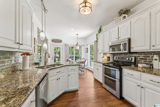 706 OAK VALLEY ROAD, Springville, AL 35146