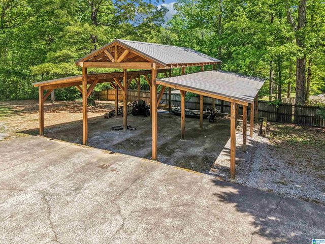 706 OAK VALLEY ROAD, Springville, AL 35146