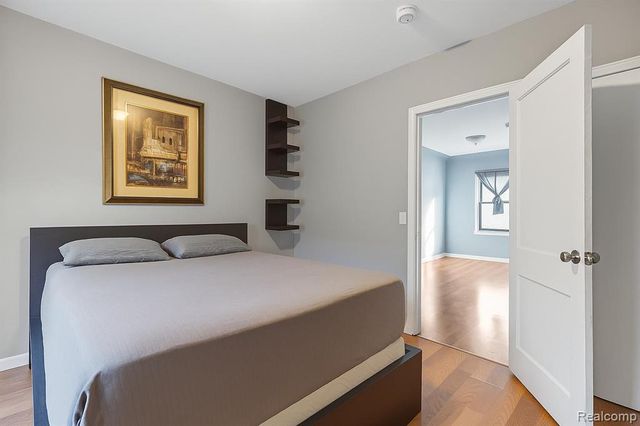 27861 Bohnhoff Street, Roseville, MI 48066