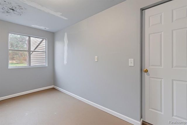 27861 Bohnhoff Street, Roseville, MI 48066