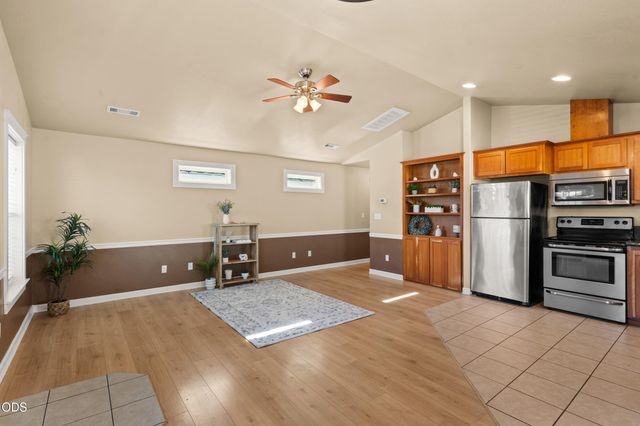 1118 Peachwood Court, Medford, OR 97501