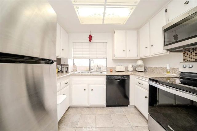 13526 La Jolla, La Mirada, CA 90638