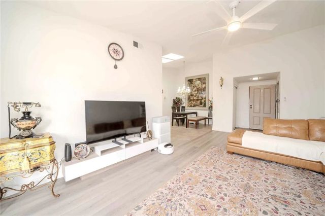 13526 La Jolla, La Mirada, CA 90638