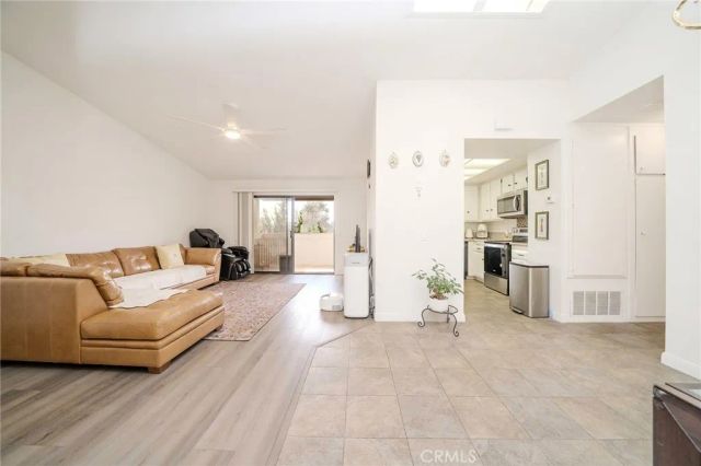 13526 La Jolla, La Mirada, CA 90638