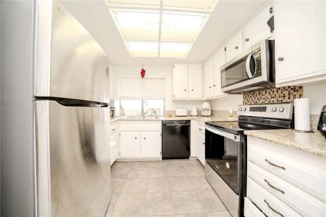 13526 La Jolla, La Mirada, CA 90638