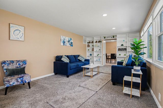 1615 Altgeld Street, South Bend, IN 46614