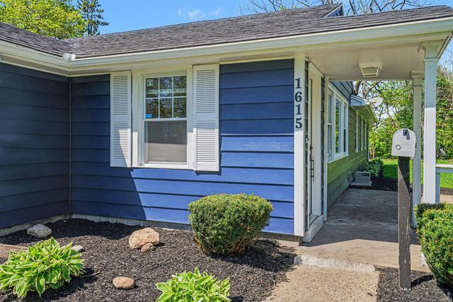 1615 Altgeld Street, South Bend, IN 46614