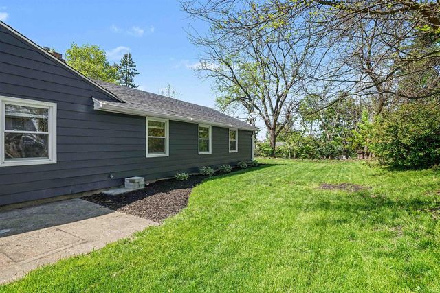 1615 Altgeld Street, South Bend, IN 46614