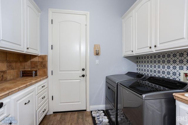 11115 Efada Drive, Bakersfield, CA 93312