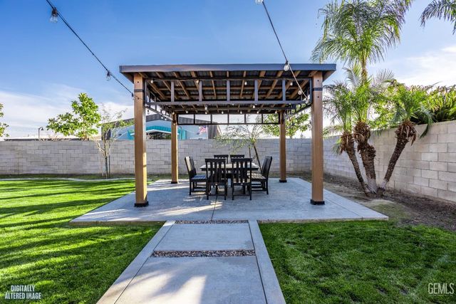 11115 Efada Drive, Bakersfield, CA 93312