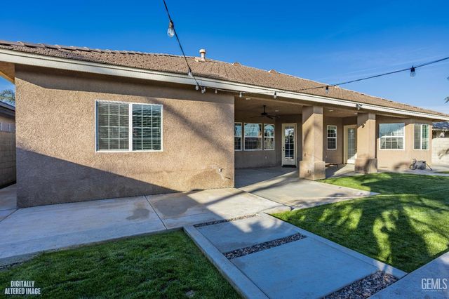 11115 Efada Drive, Bakersfield, CA 93312