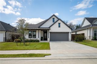 1630 Briscoe Manor Court, College Station, TX 77845