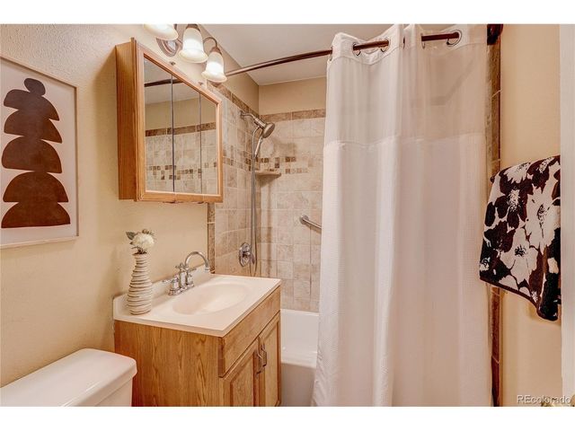 736 Fulton St, Aurora, CO 80010