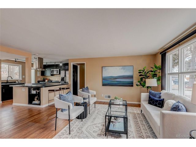 736 Fulton St, Aurora, CO 80010