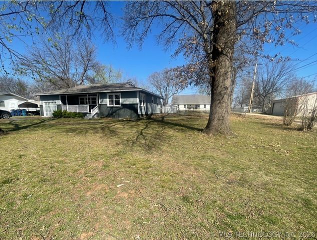 205 W Kaw Avenue, Cleveland, OK 74020