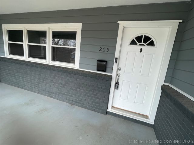 205 W Kaw Avenue, Cleveland, OK 74020