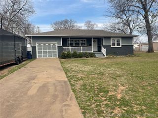 205 W Kaw Avenue, Cleveland, OK 74020