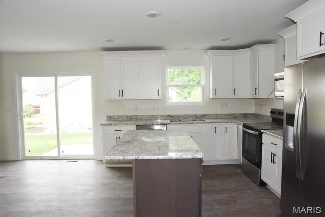 3160 Birmingham Drive, Glen Carbon, IL 62034