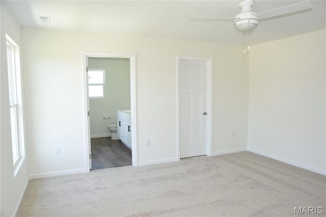 3160 Birmingham Drive, Glen Carbon, IL 62034