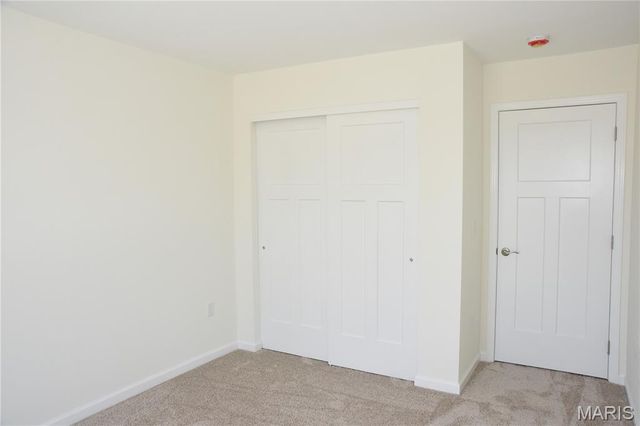 3160 Birmingham Drive, Glen Carbon, IL 62034