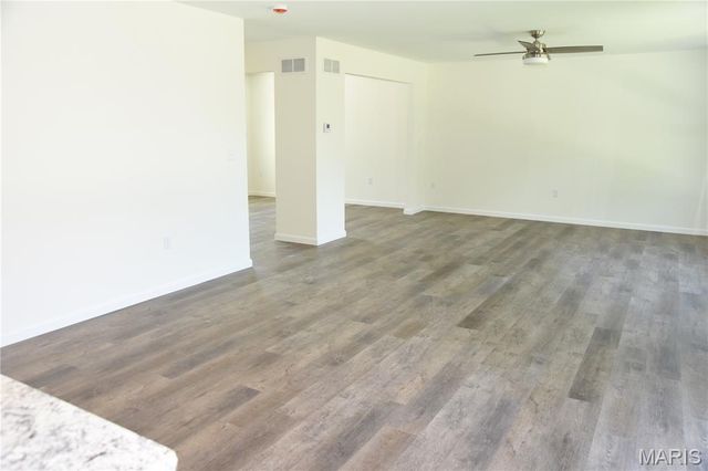 3160 Birmingham Drive, Glen Carbon, IL 62034